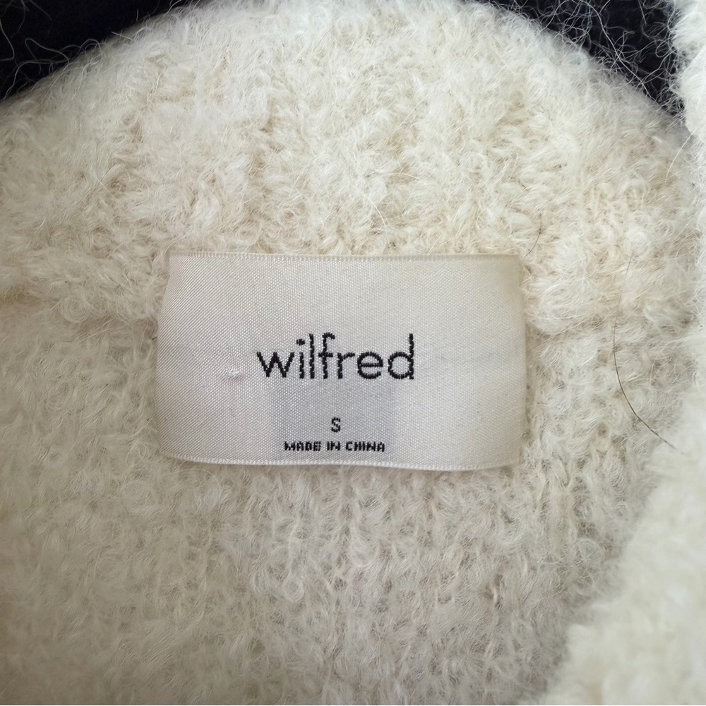 Aritzia Cream Button-Front Cozy Cardigan - Picture 8 of 15